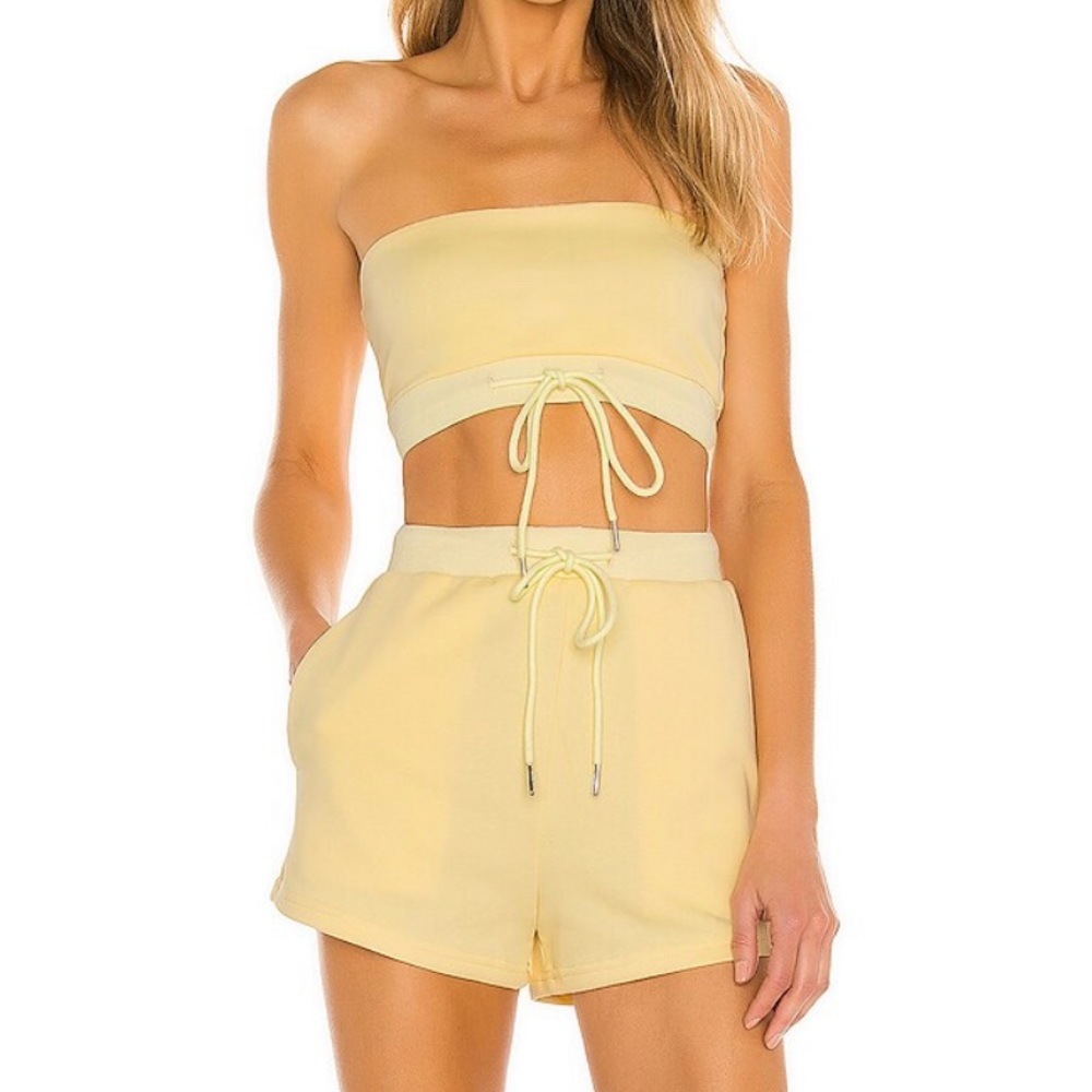 SUPERDOWN Danika short set in yellow